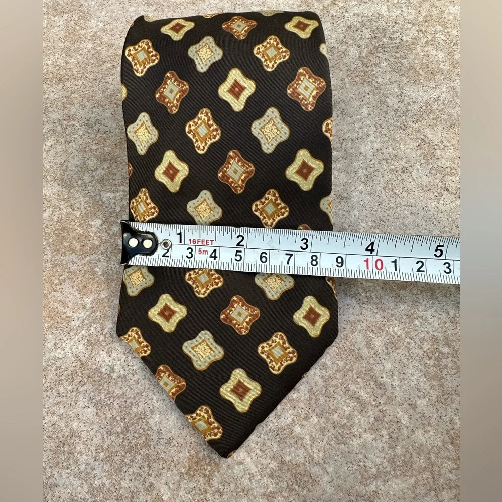 Fendi Elegant Black and Brown Patterned Men's Tie